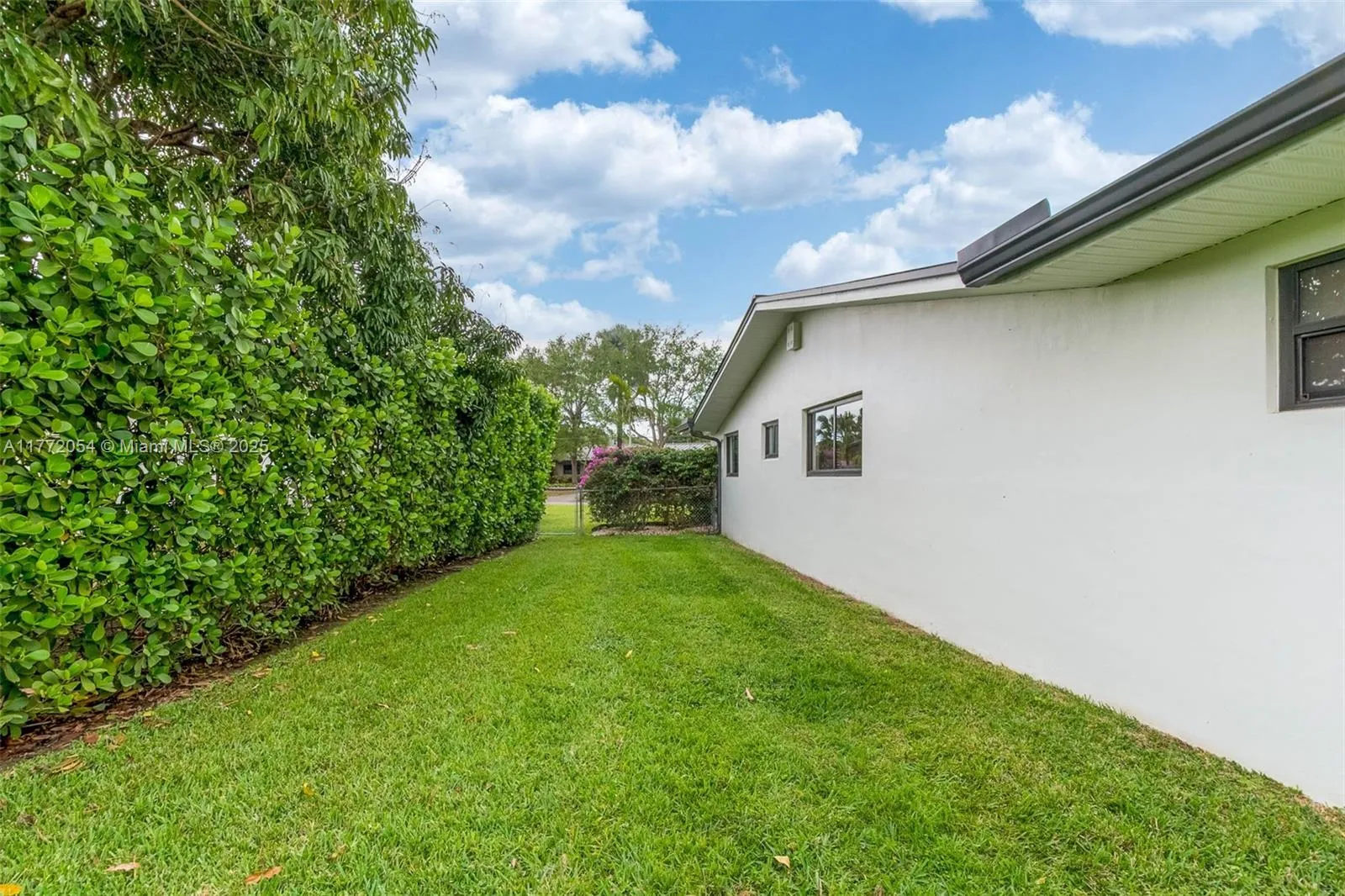 Palmetto Bay, Florida 33158, United States, 4 Bedrooms Bedrooms, ,3 BathroomsBathrooms,Residential,Active,97668