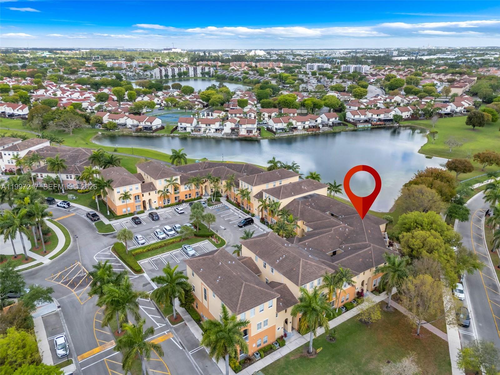 FONTAINEBLEAU LAKES COURT - Residential