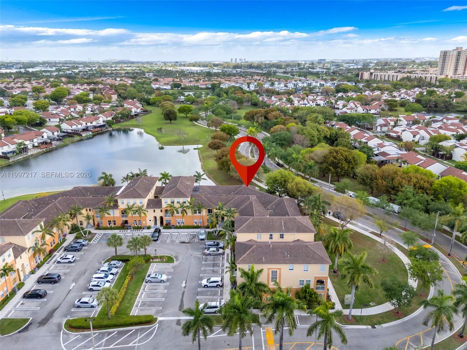 FONTAINEBLEAU LAKES COURT - Residential