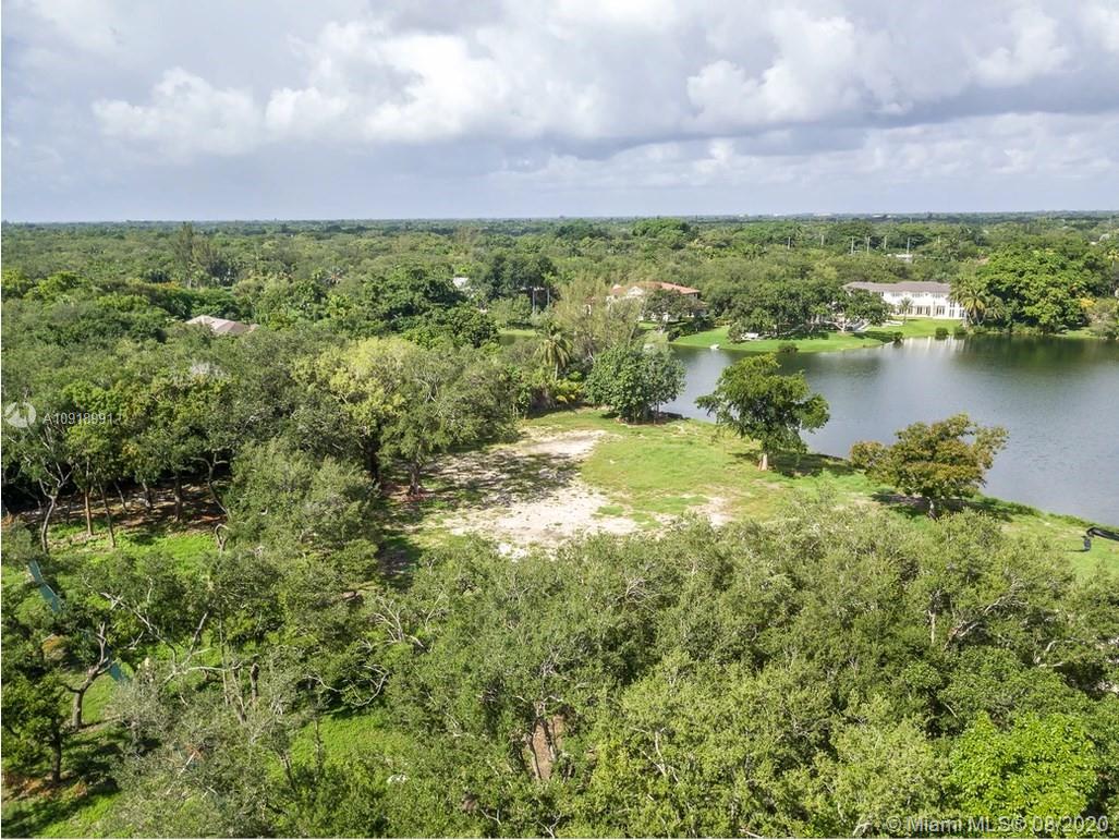 SNAPPER CREEK LAKES - Residential