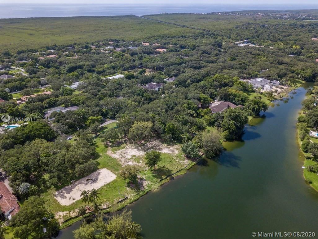 SNAPPER CREEK LAKES - Residential