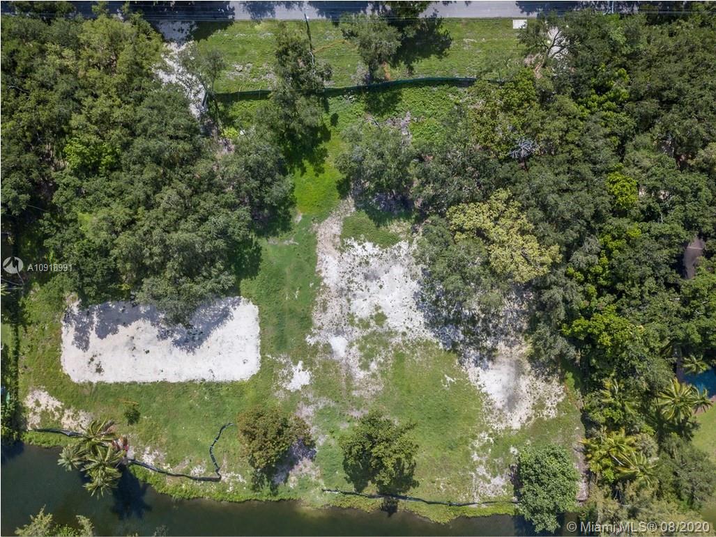 SNAPPER CREEK LAKES - Residential