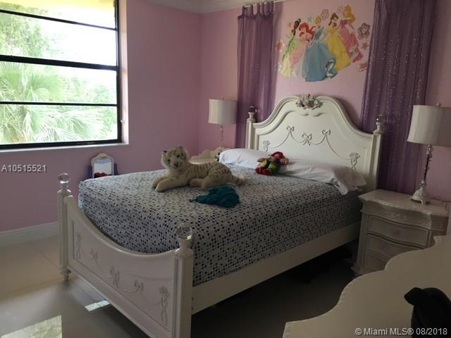 BLEAU GROTTO CONDO - Residential Lease