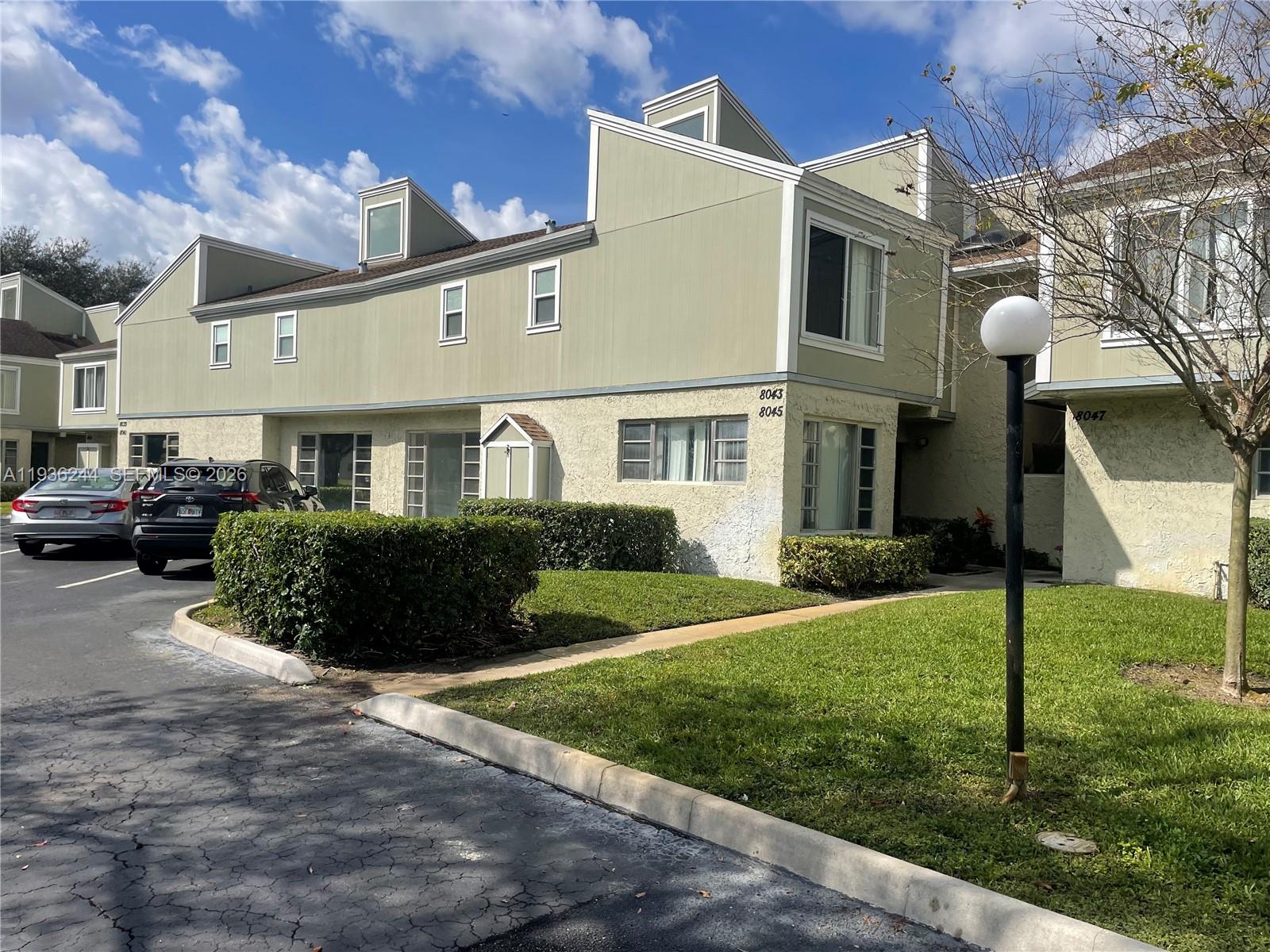 SANDPEBBLES TOWNHOUSE CON - Residential