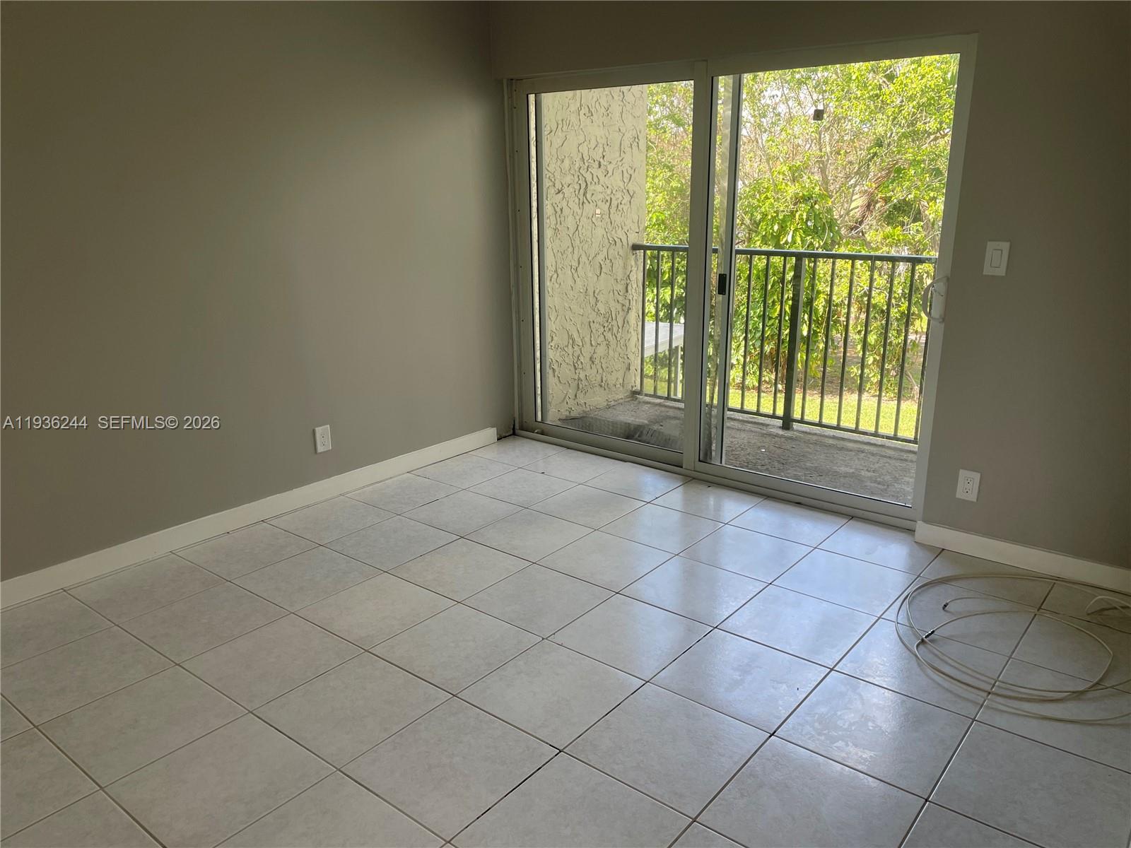 SANDPEBBLES TOWNHOUSE CON - Residential