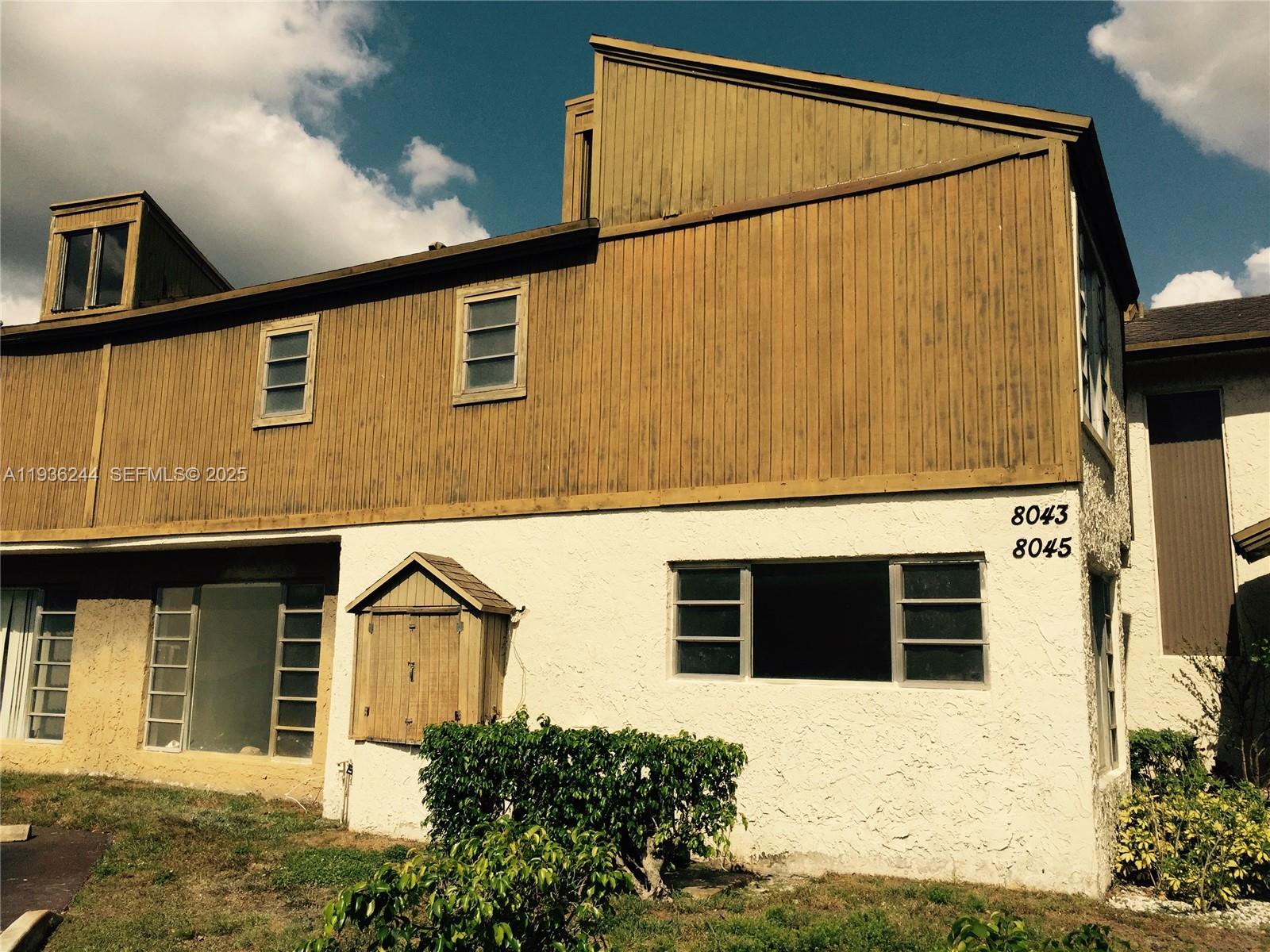 SANDPEBBLES TOWNHOUSE CON - Residential