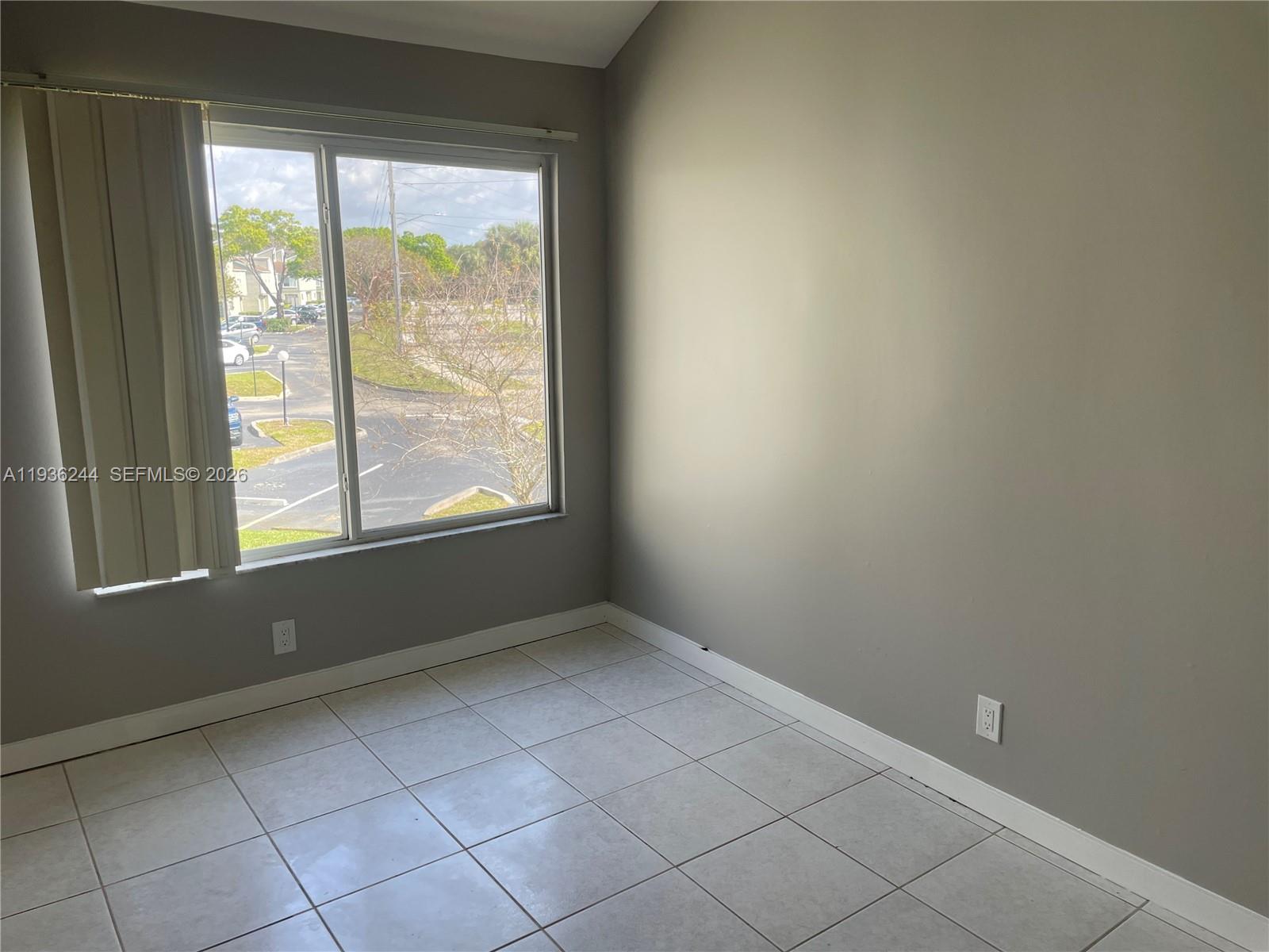 SANDPEBBLES TOWNHOUSE CON - Residential