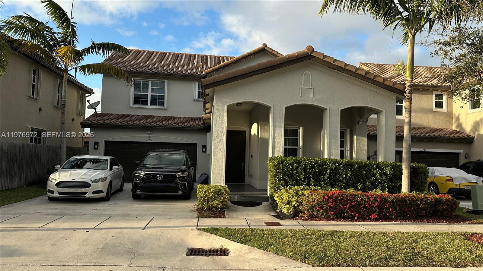 SUMMERVILLE VILLAS - Residential