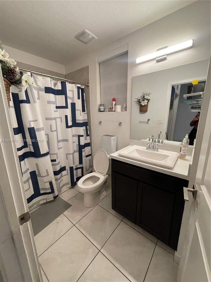 SUMMERVILLE VILLAS - Residential