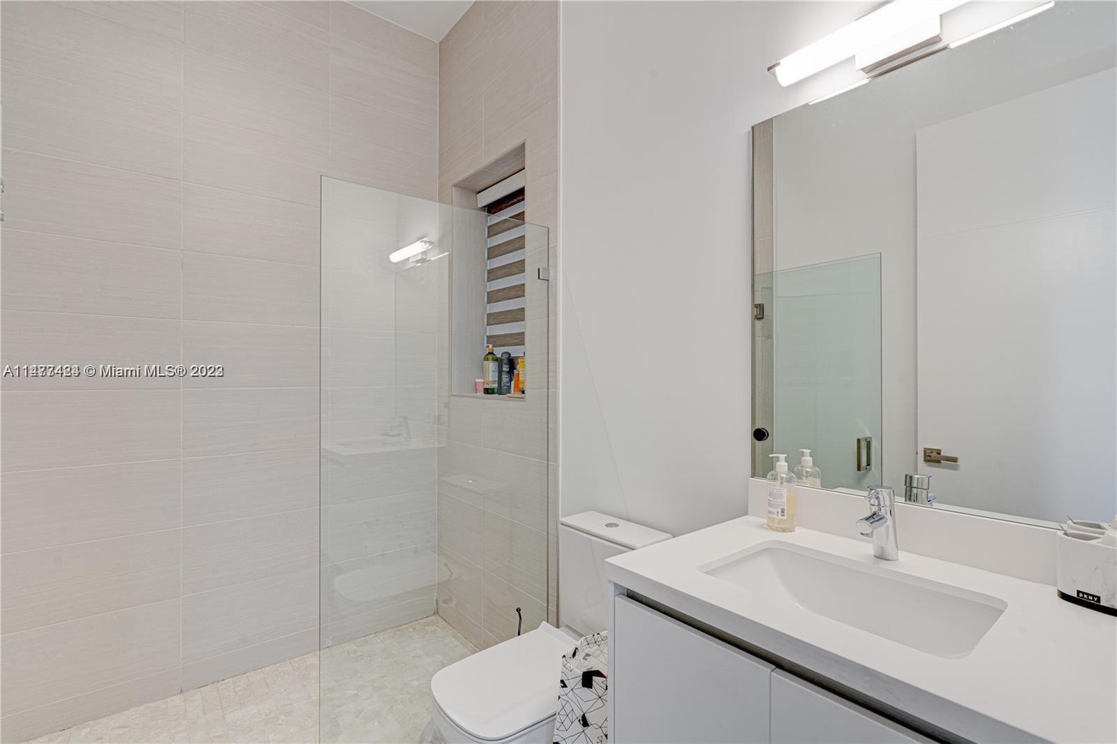 WESTON ESTATES - Residential