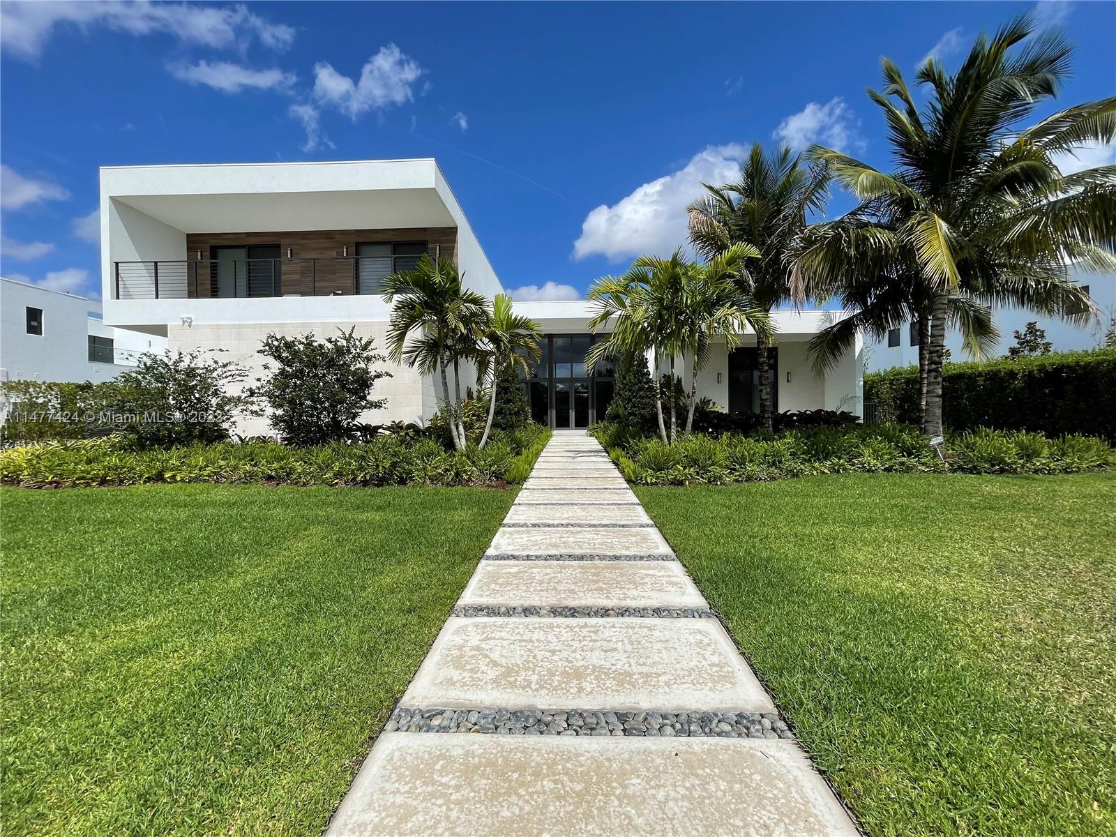 WESTON ESTATES - Residential