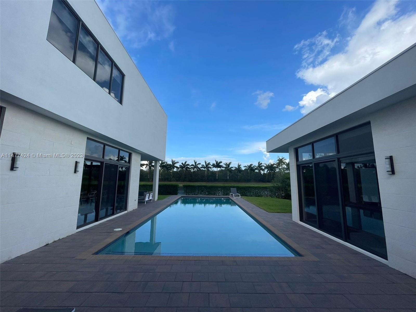 WESTON ESTATES - Residential