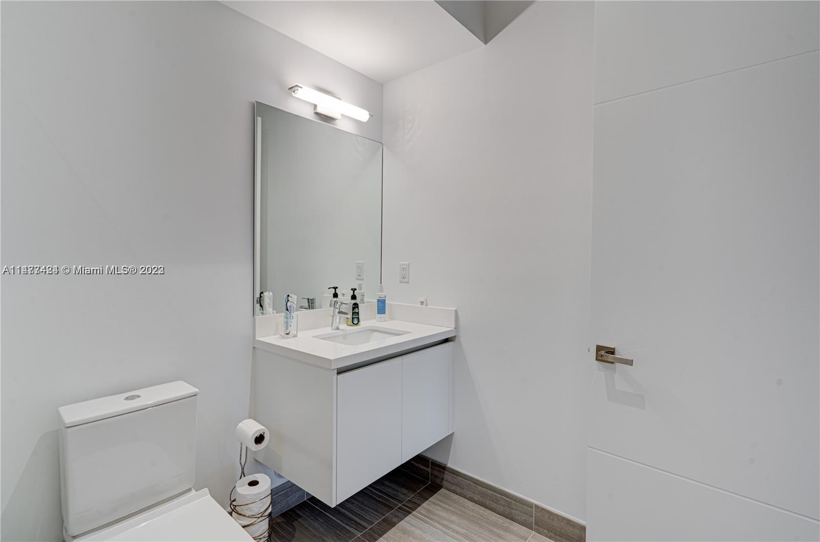 WESTON ESTATES - Residential