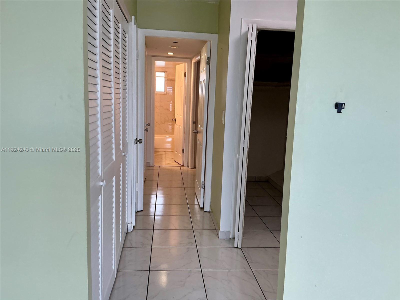 RIVIERA CONDOMINIUM APTS - Residential