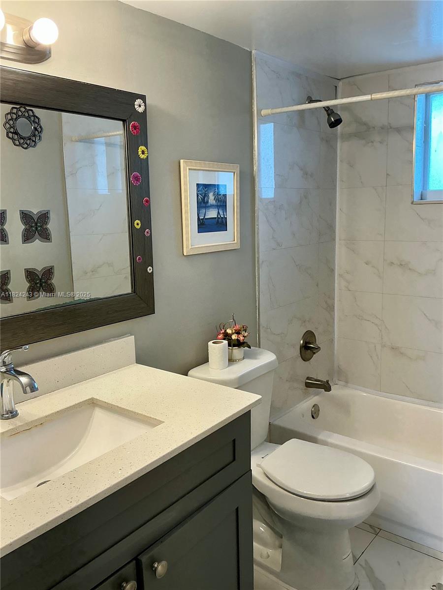 RIVIERA CONDOMINIUM APTS - Residential