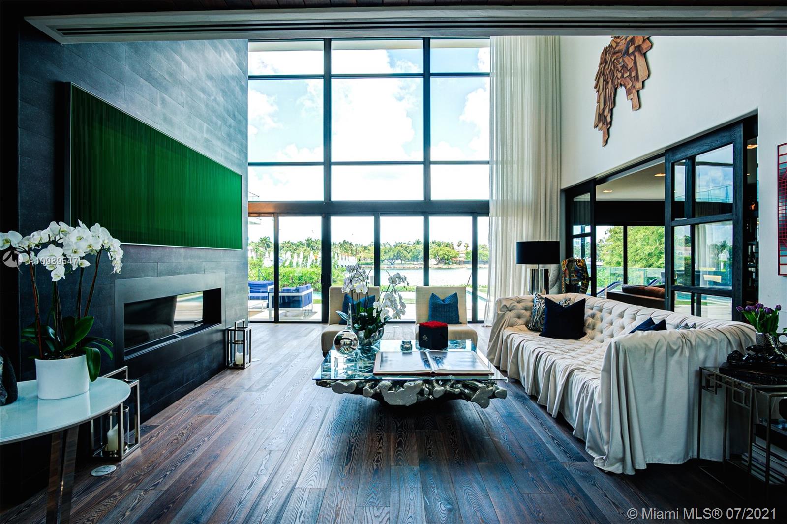 HIBISCUS ISLAND - Residential