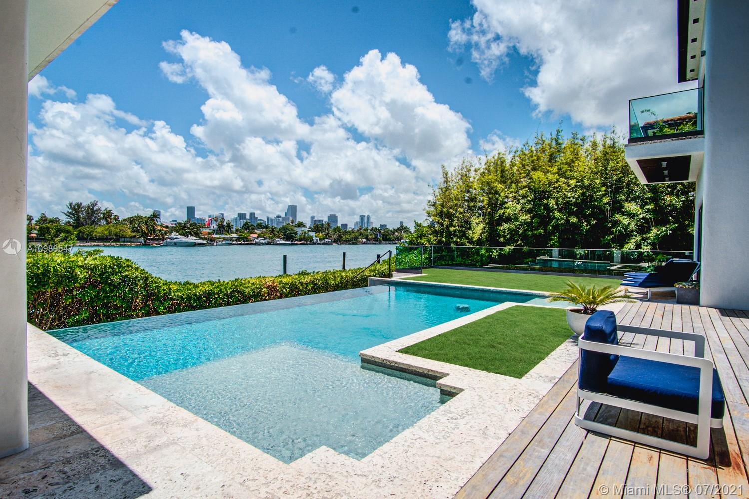 HIBISCUS ISLAND - Residential