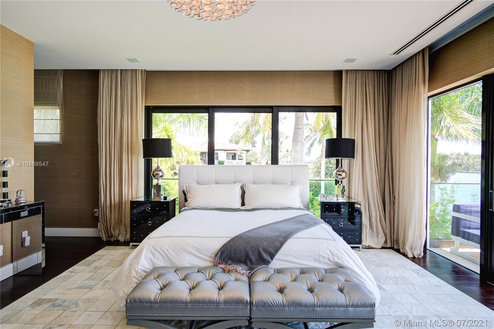 HIBISCUS ISLAND - Residential