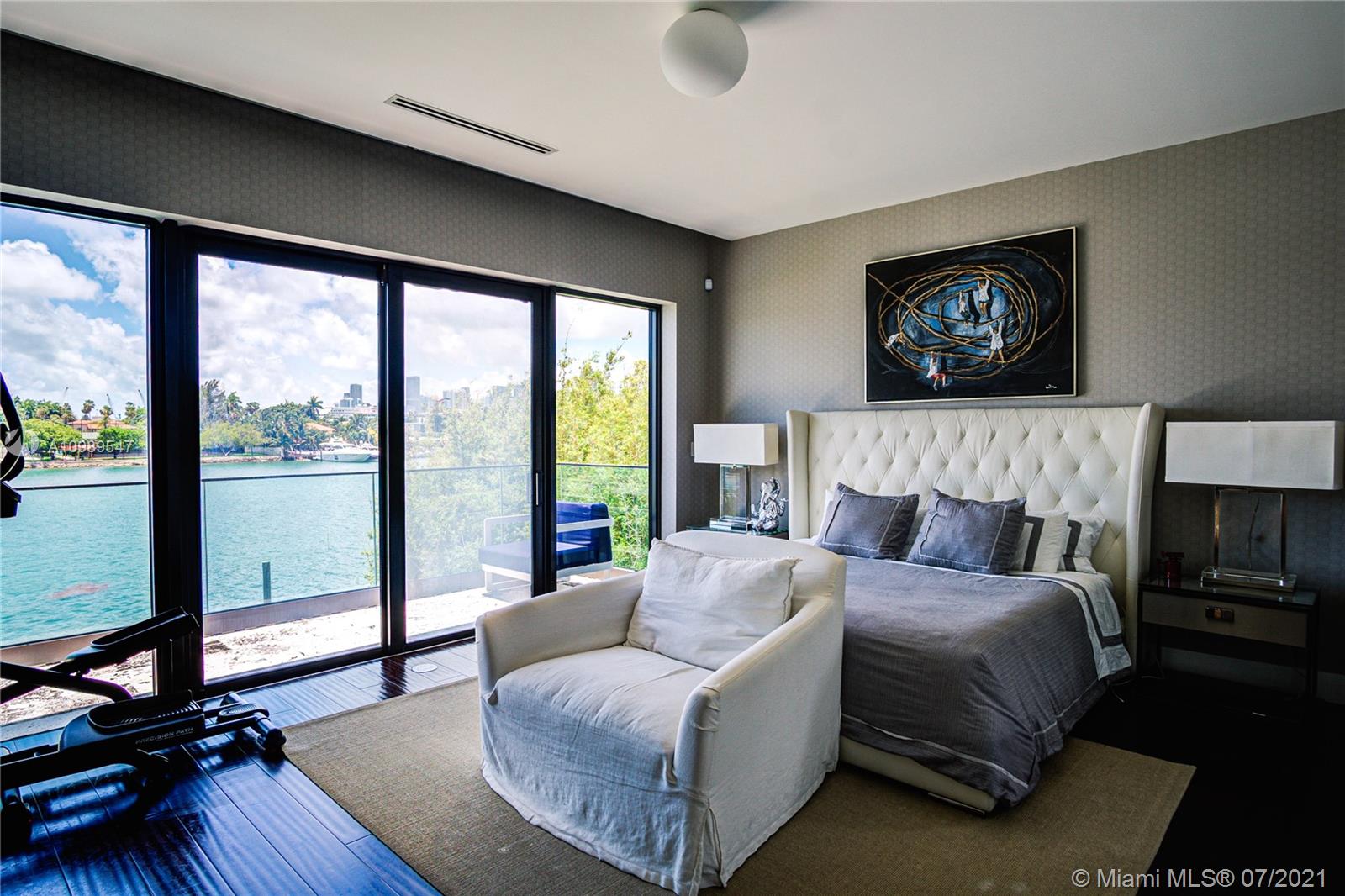 HIBISCUS ISLAND - Residential