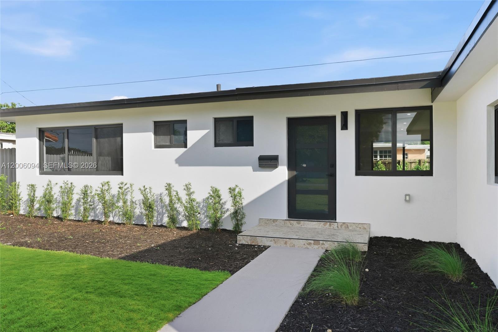 SOUTH CORAL HOMES SEC 2 - Residential