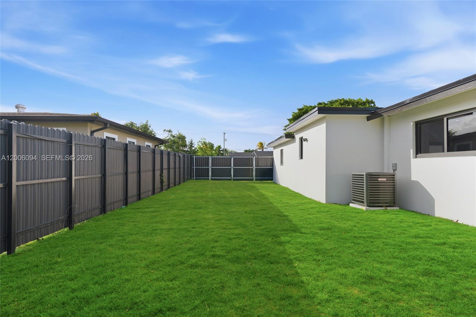 SOUTH CORAL HOMES SEC 2 - Residential