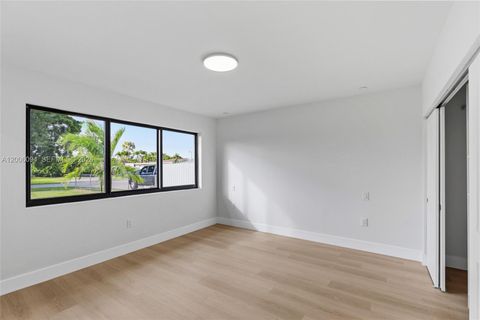 Tiny photo for 9660 Dominican Dr, Cutler Bay, FL 33189 (MLS # A12006094)