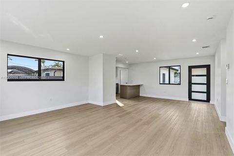 Tiny photo for 9660 Dominican Dr, Cutler Bay, FL 33189 (MLS # A12006094)