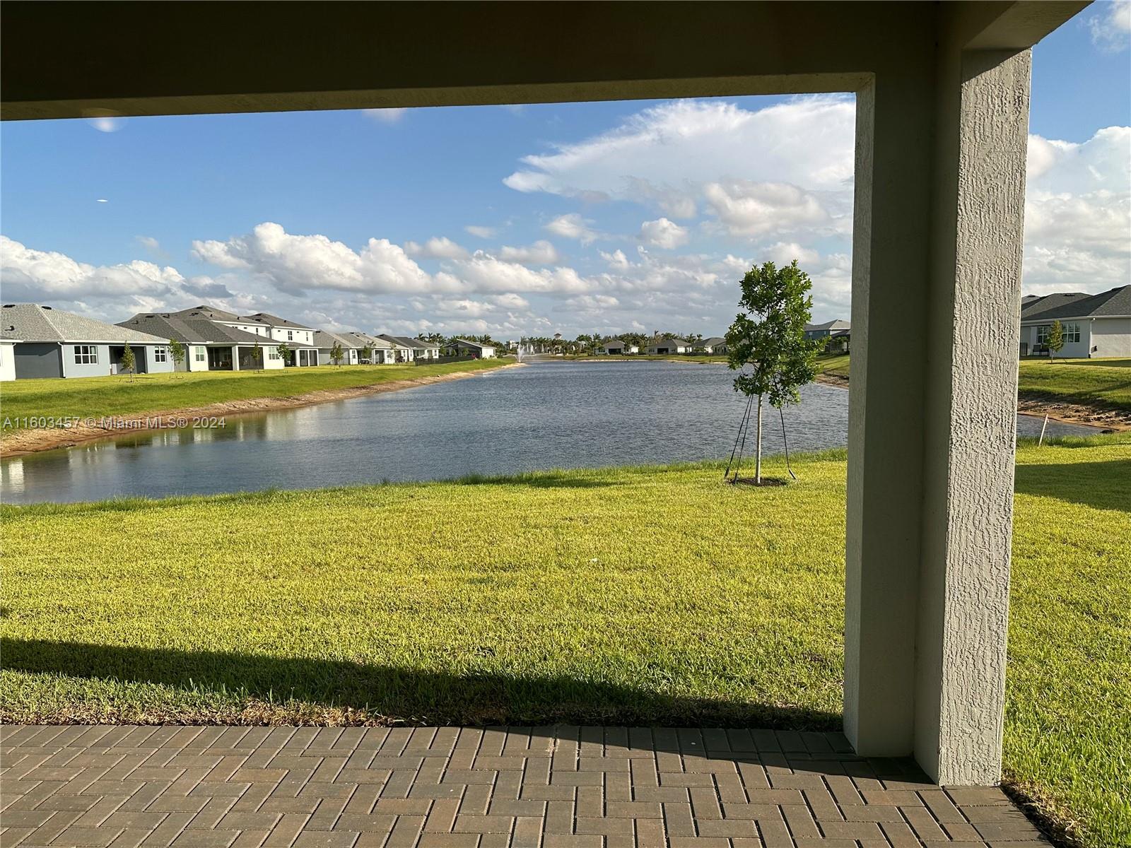 CADENCE PHASE 1 - Residential Lease