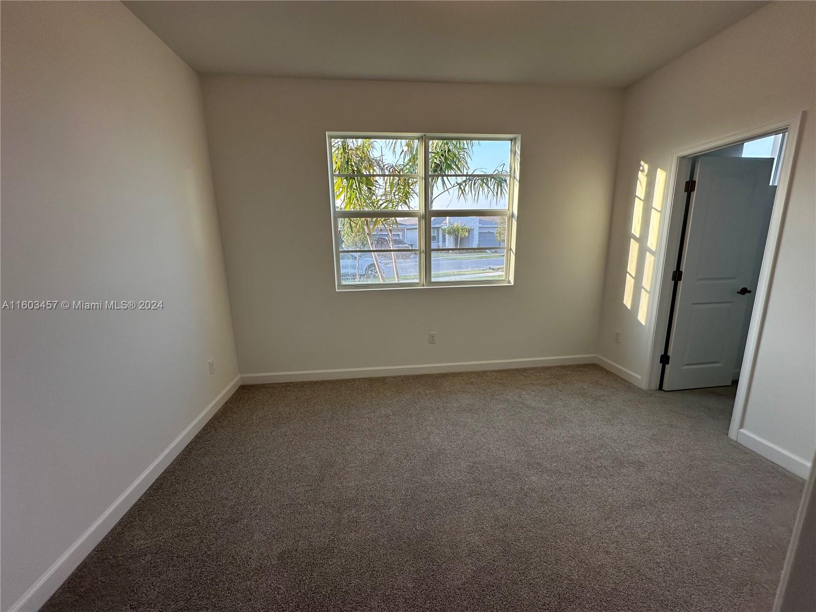 CADENCE PHASE 1 - Residential Lease