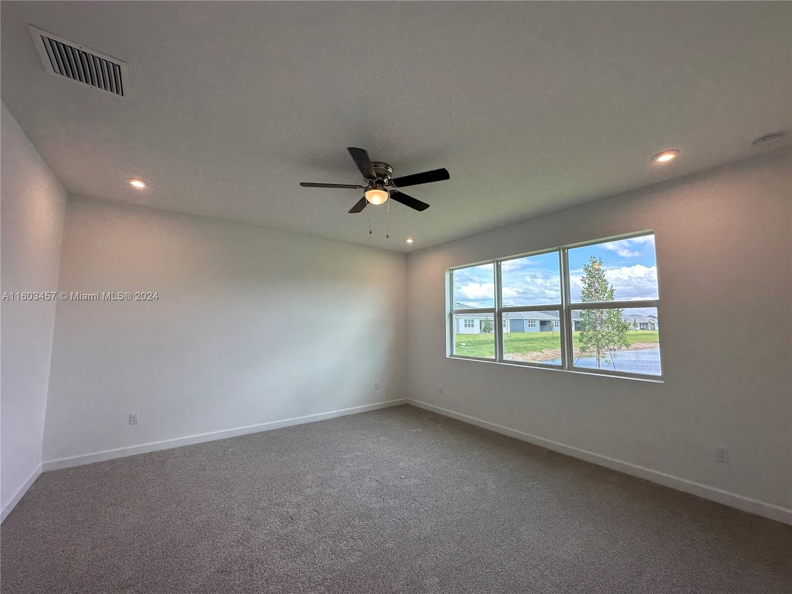 CADENCE PHASE 1 - Residential Lease