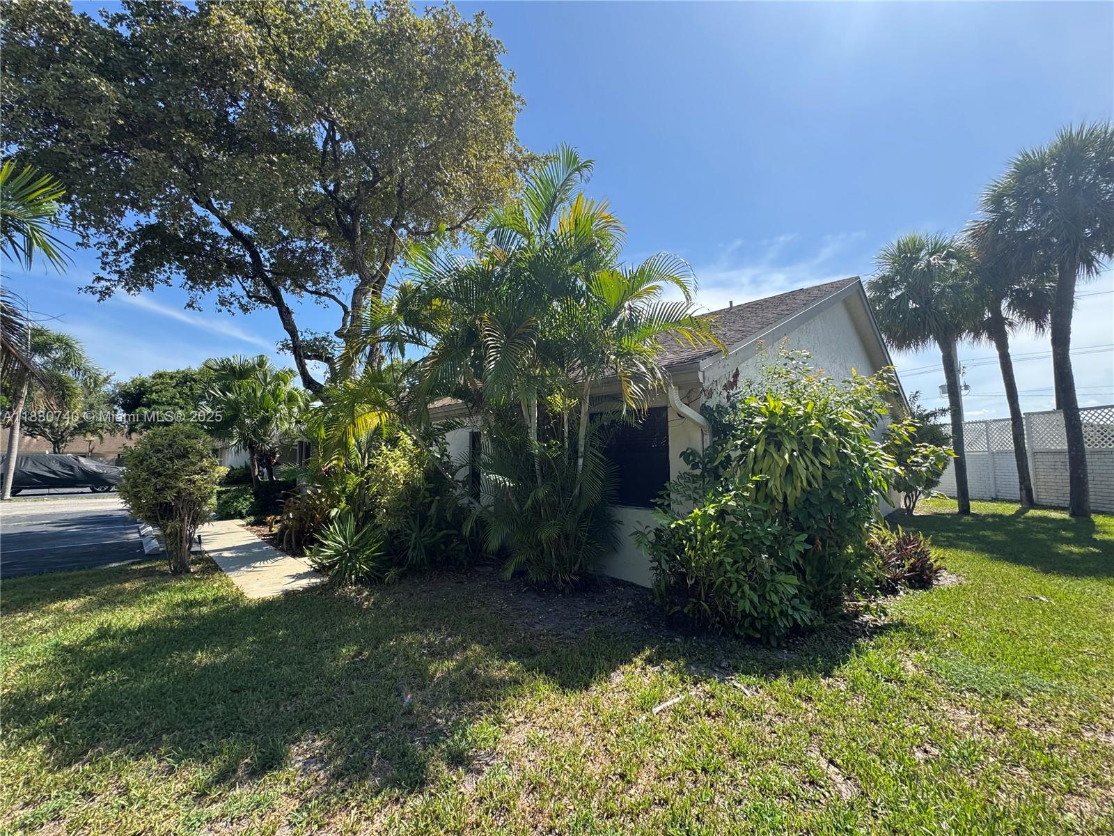 3078 S Oakland Forest Dr 601