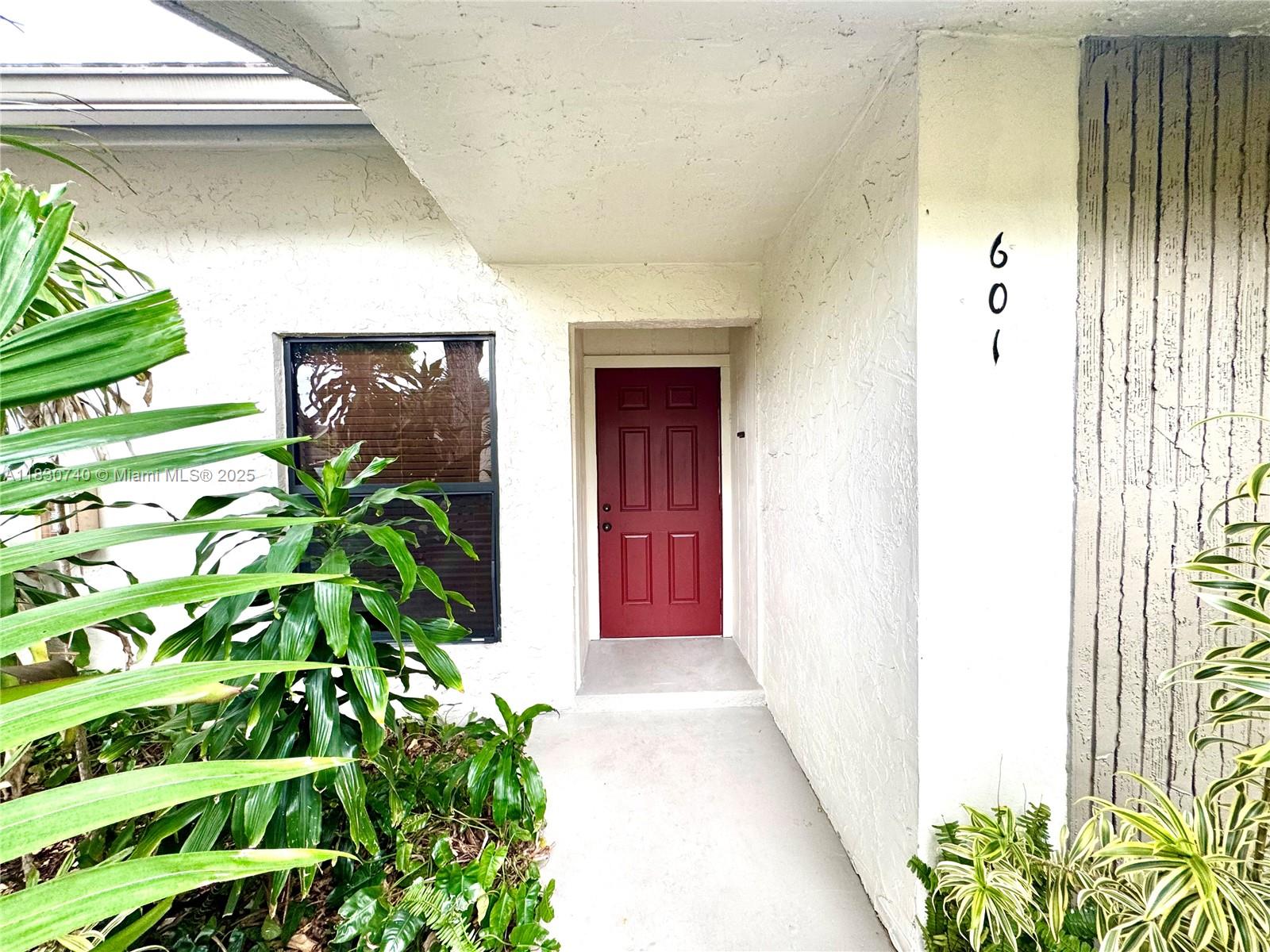 3078 S Oakland Forest Dr 601