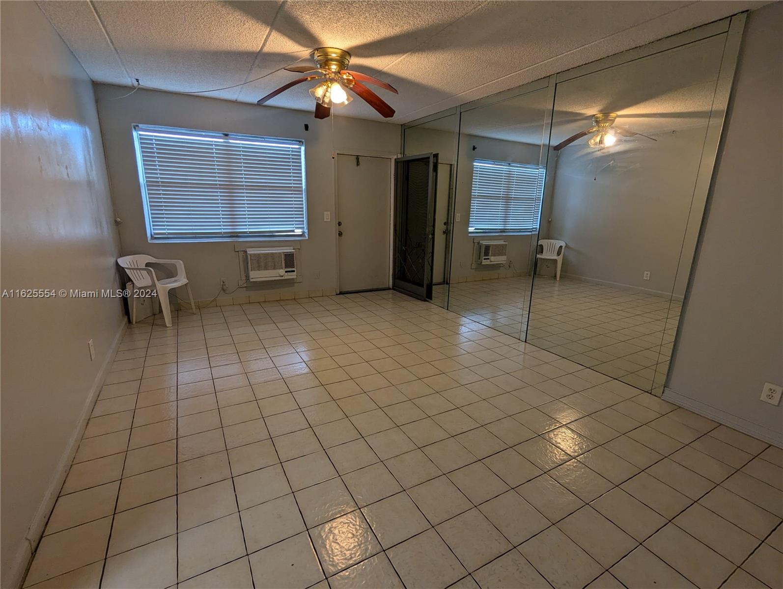 CANAL GROVES CONDO - Residential Lease