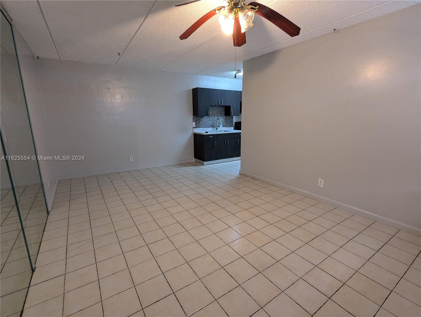 CANAL GROVES CONDO - Residential Lease