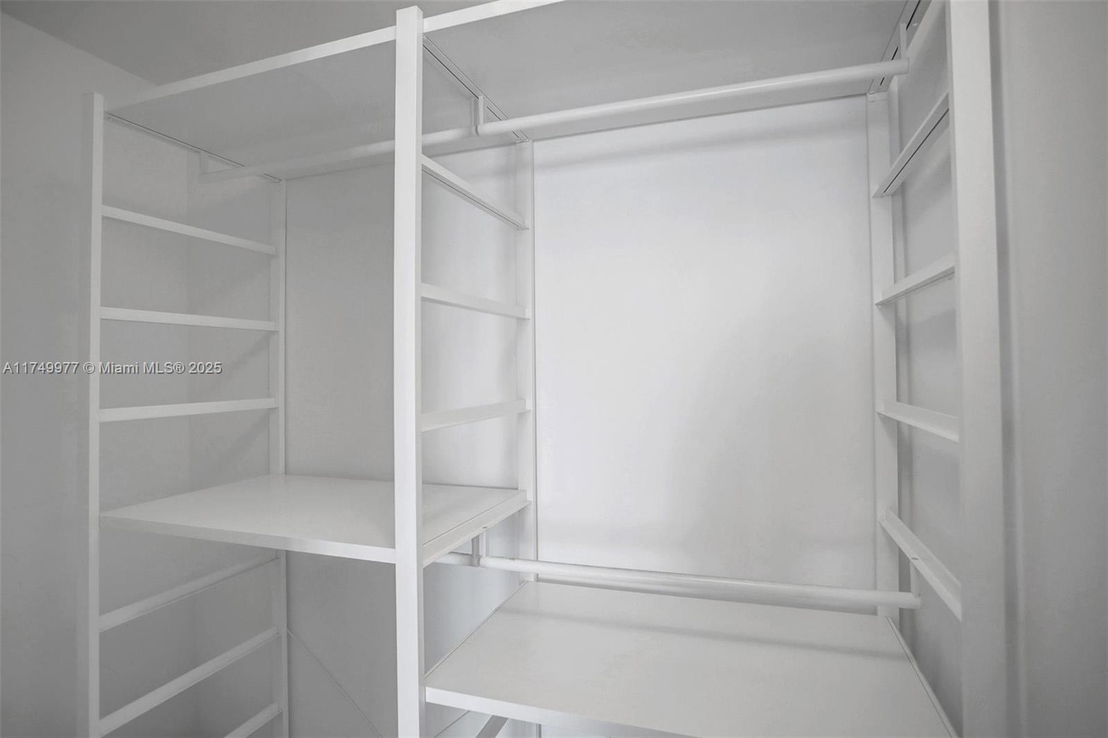 BISCAYNE BEACH CONDO - Residential