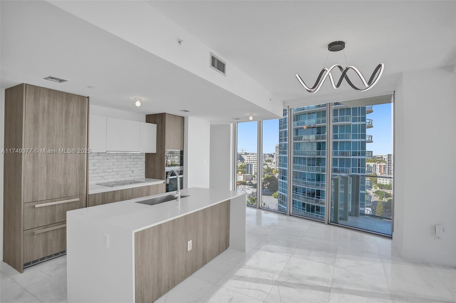 BISCAYNE BEACH CONDO - Residential