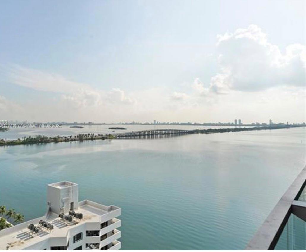 BISCAYNE BEACH CONDO - Residential