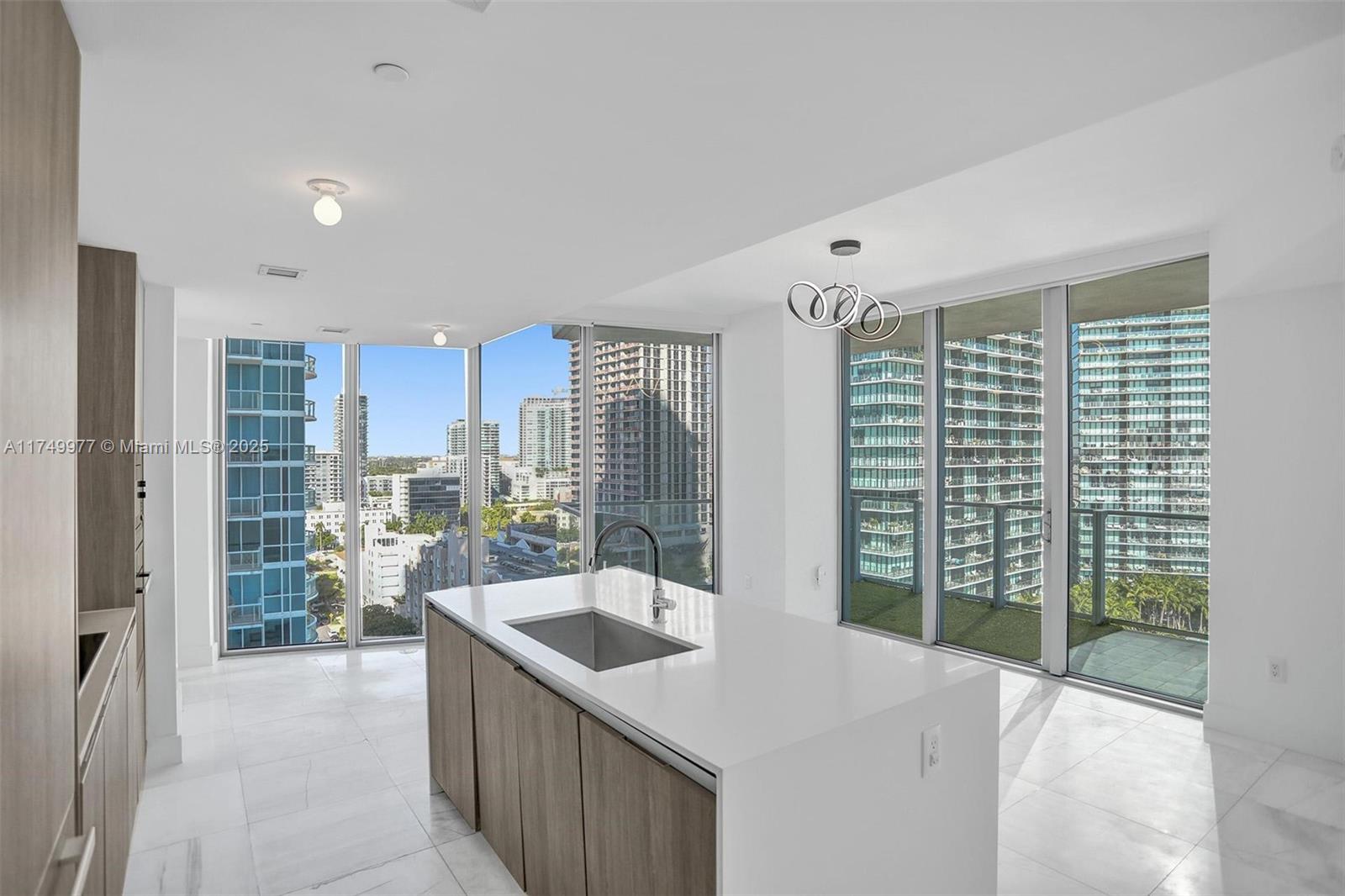 BISCAYNE BEACH CONDO - Residential