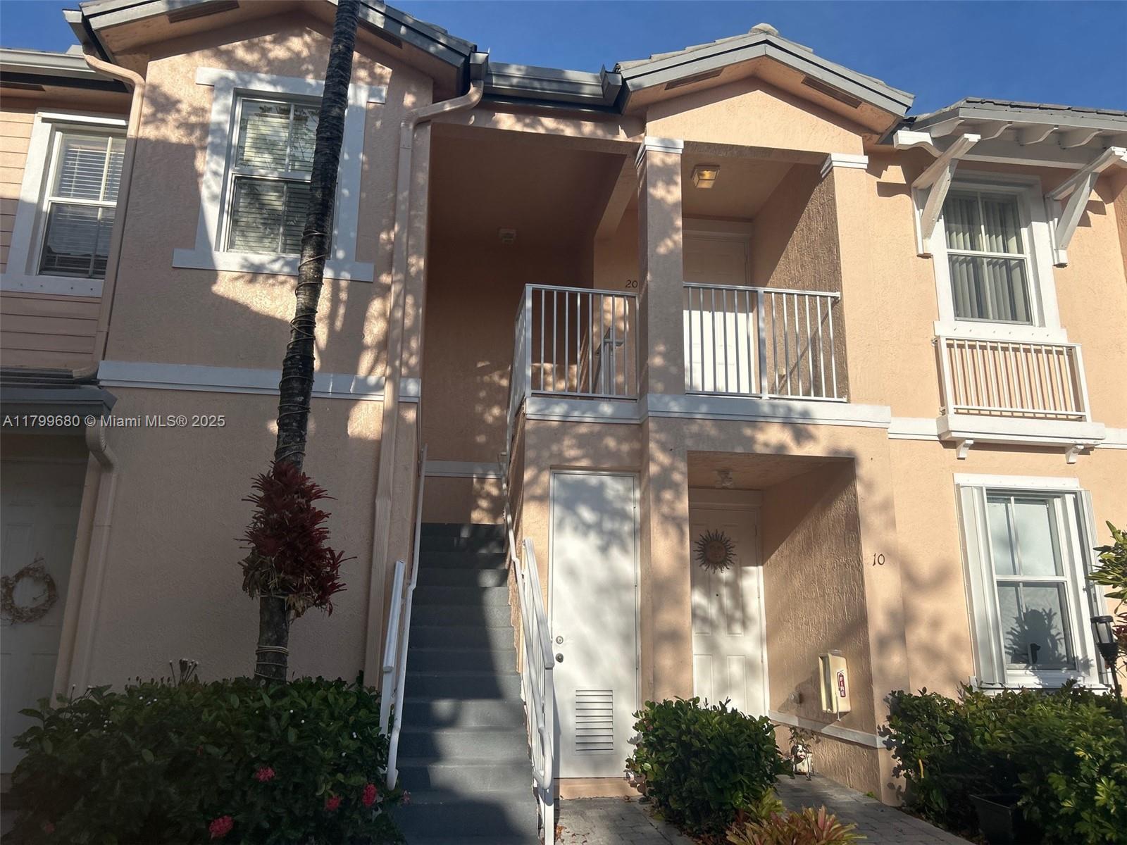 Property for Sale at 2933 Se 2nd St 20, Homestead, Miami-Dade County, Florida - Bedrooms: 3 
Bathrooms: 2  - $326,000