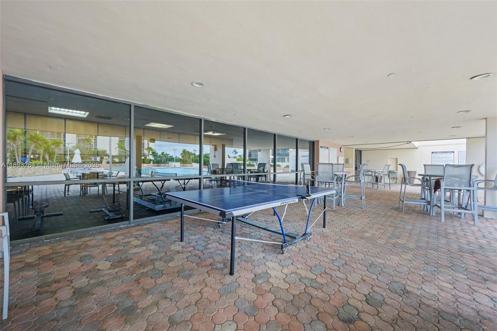 CORONADO CONDO- TOWER II - Residential Lease