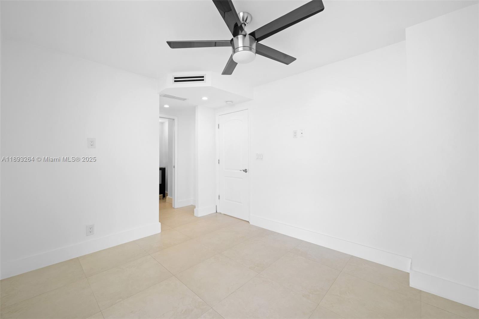 CORONADO CONDO- TOWER II - Residential Lease