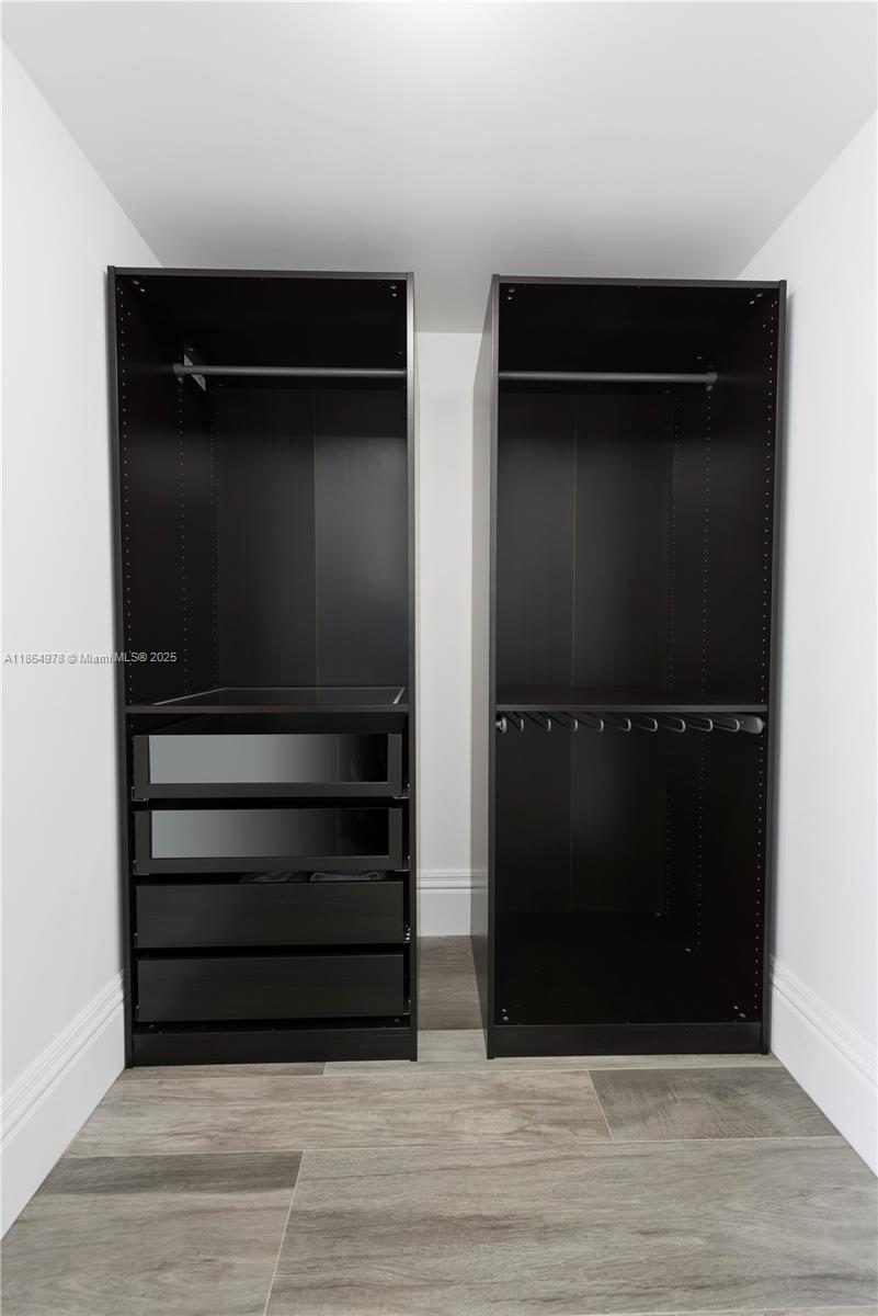 BRICKELL HOUSE - Residential Lease