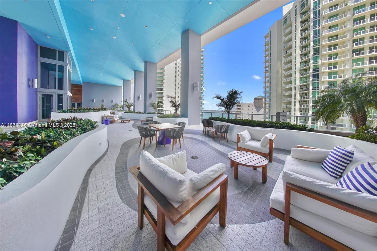 BRICKELL HOUSE - Residential Lease