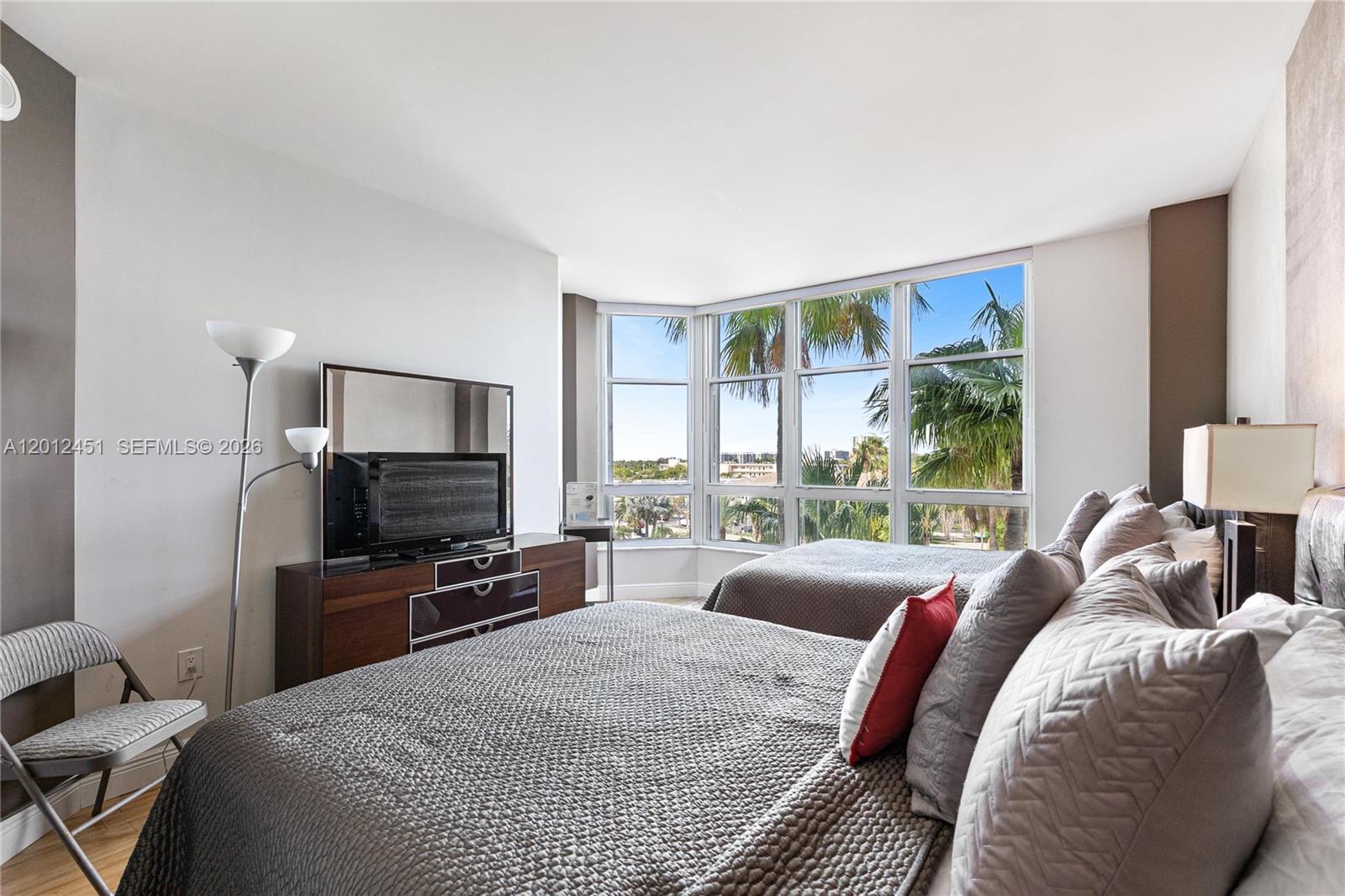 CORNICHE CONDO - Residential