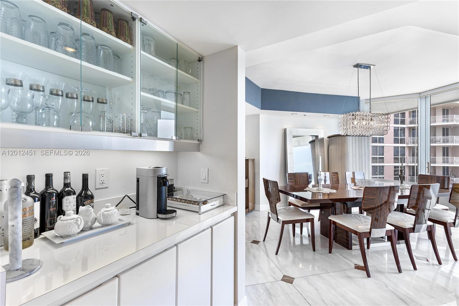 CORNICHE CONDO - Residential