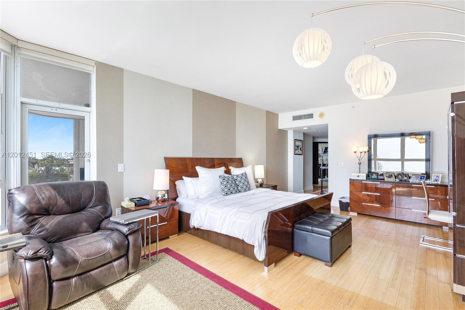 CORNICHE CONDO - Residential