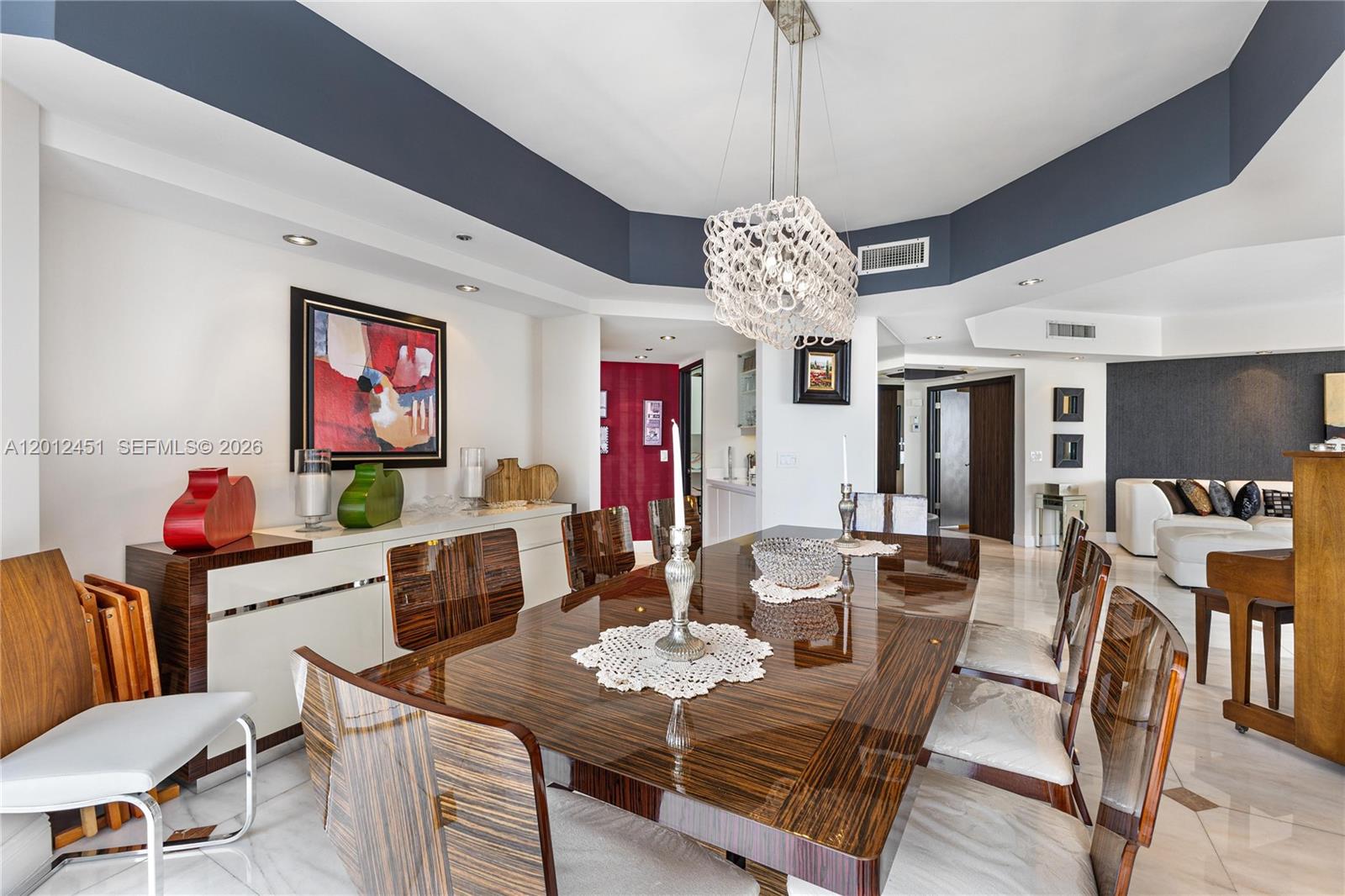CORNICHE CONDO - Residential