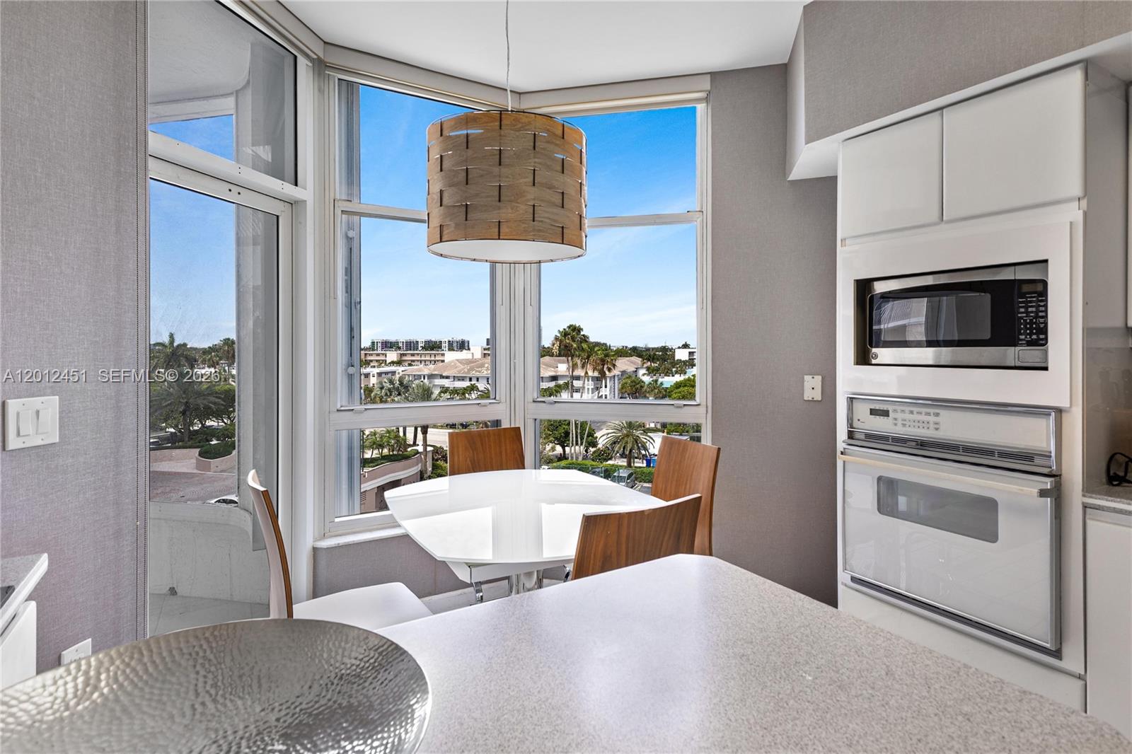 CORNICHE CONDO - Residential