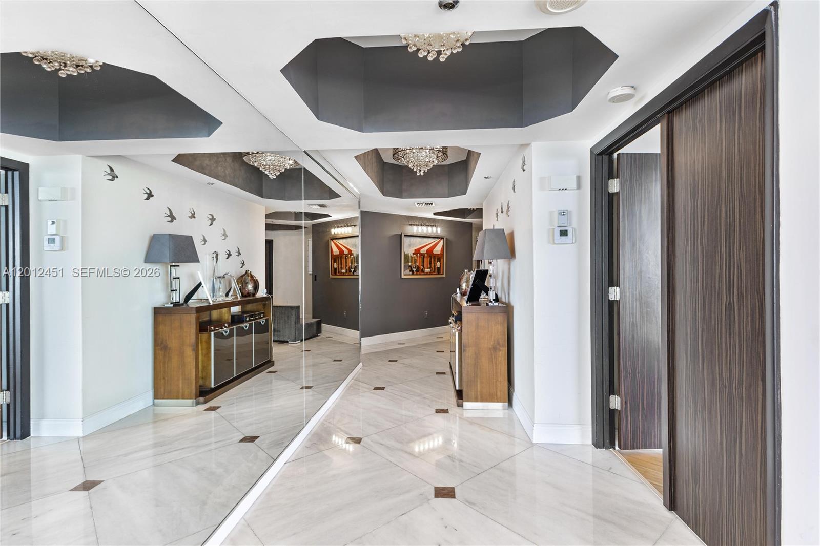 CORNICHE CONDO - Residential