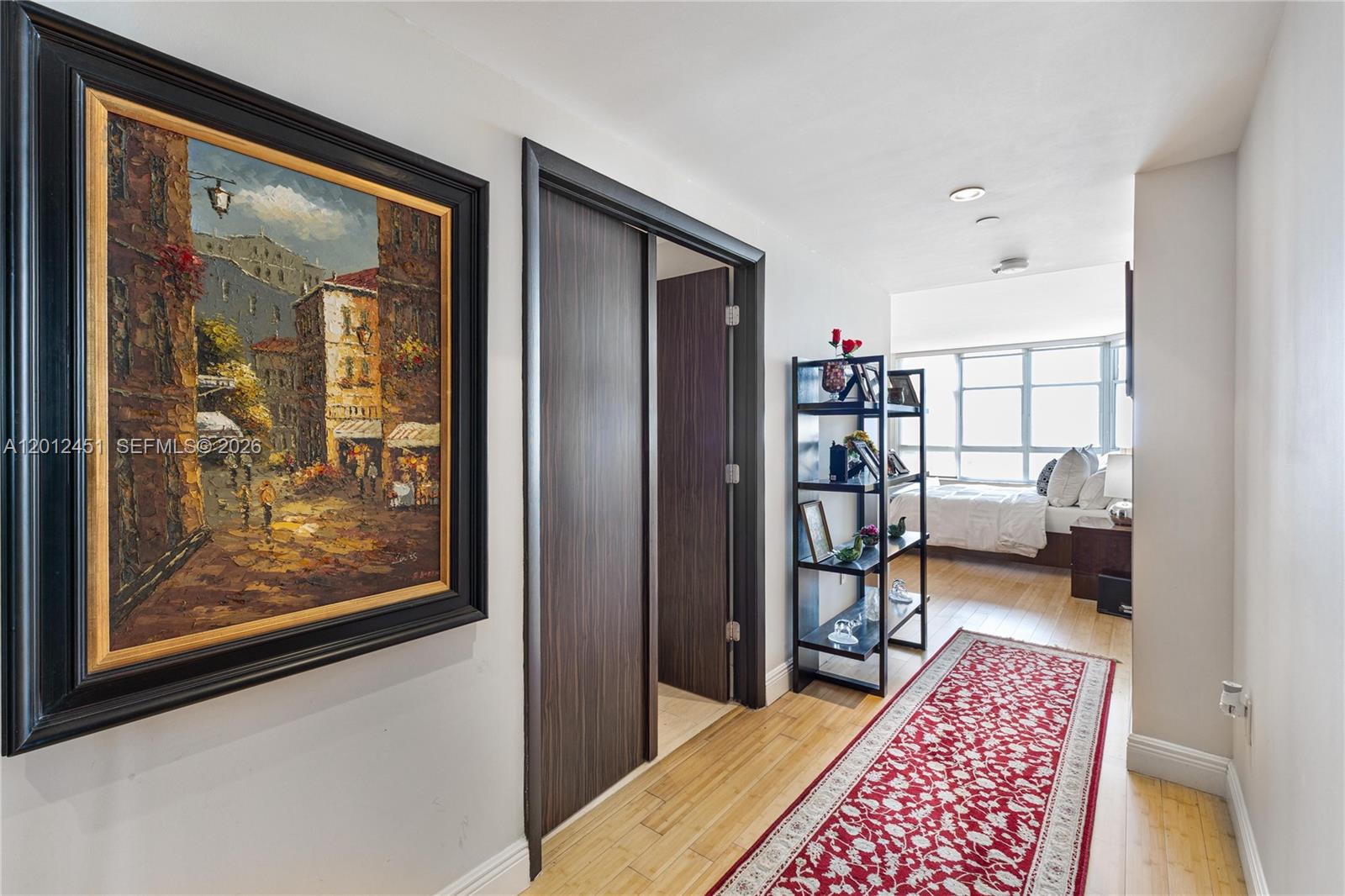CORNICHE CONDO - Residential